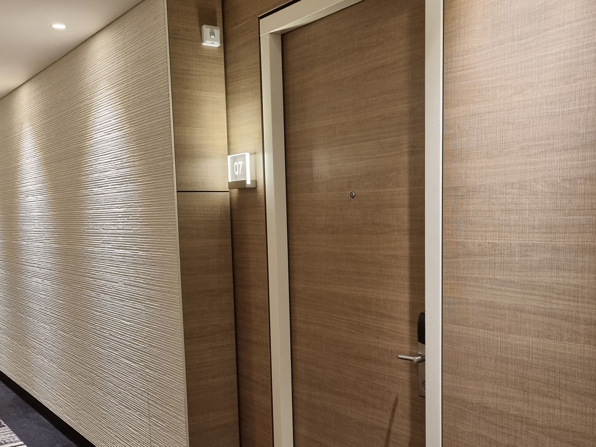 DX deurspion bij van der Valk Apeldoorn