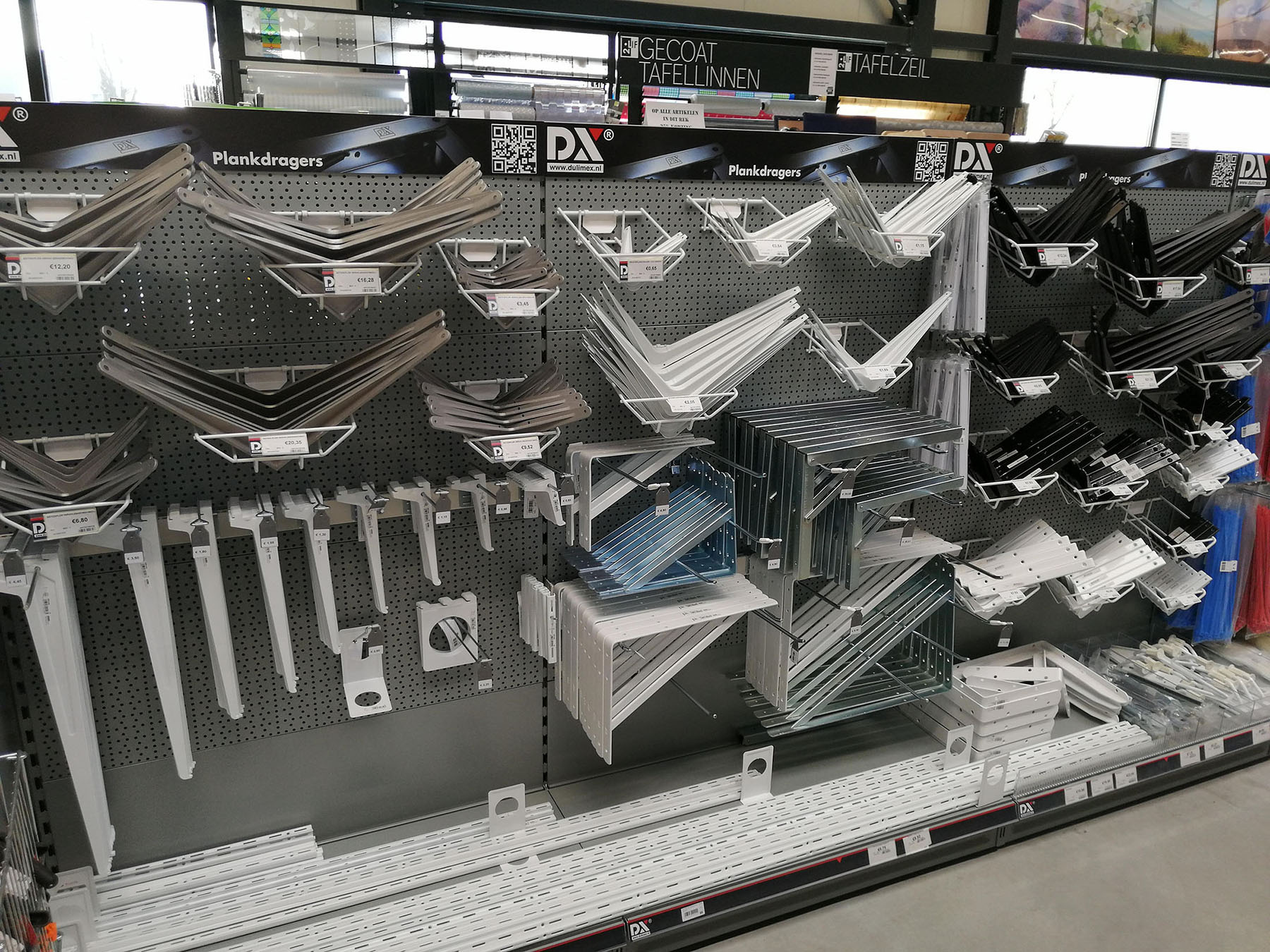 DX schapconcept bij outlet DHZ in Valkenswaard