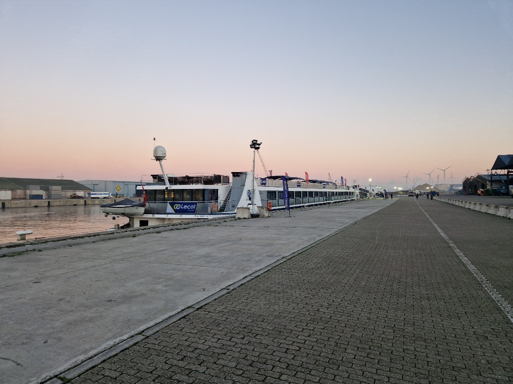 Lecot on Tour boot MS Geoffrey Chaucer