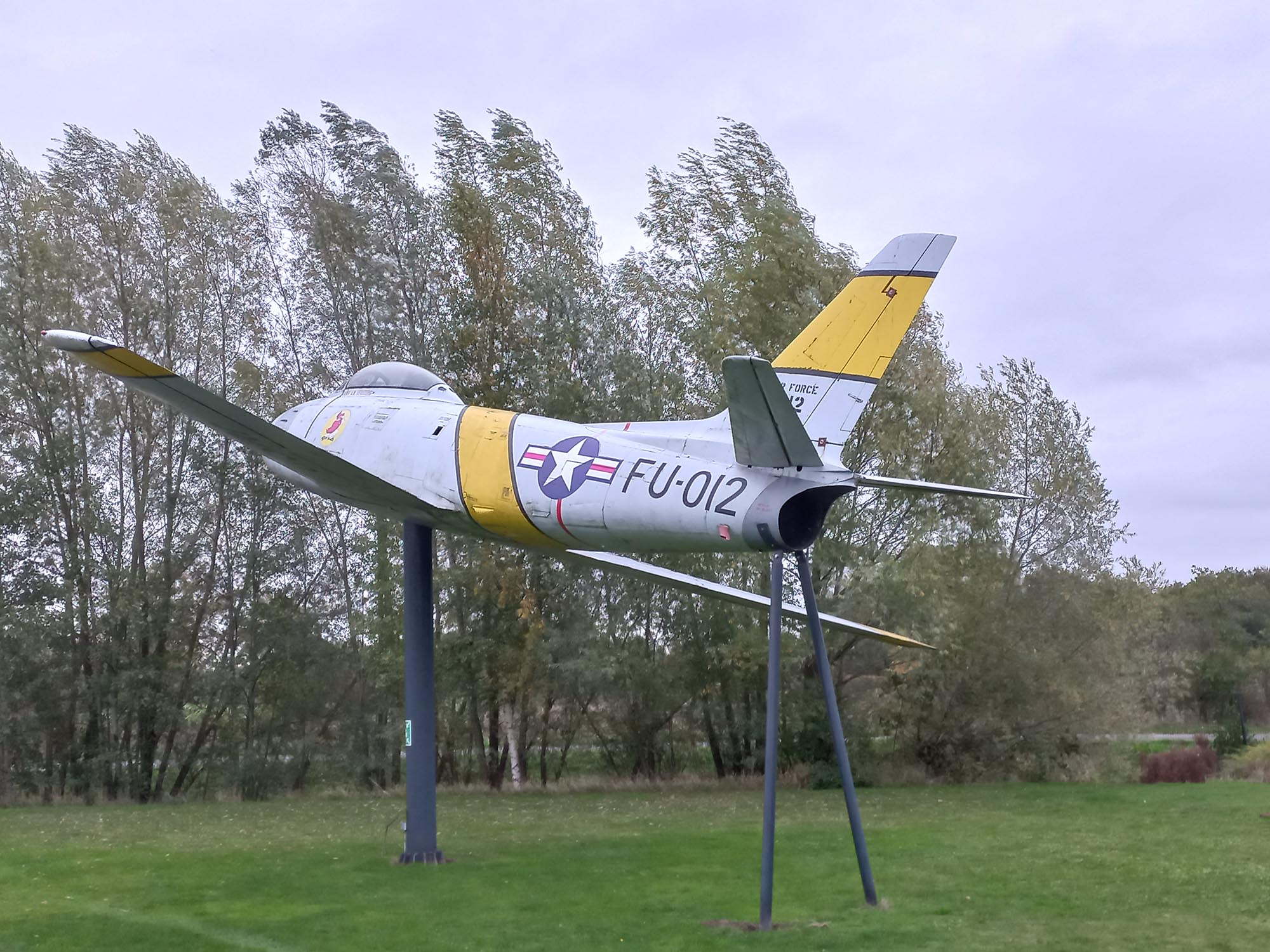 Vliegtuig bij Teuge tijdens Nicovij huisbeurs