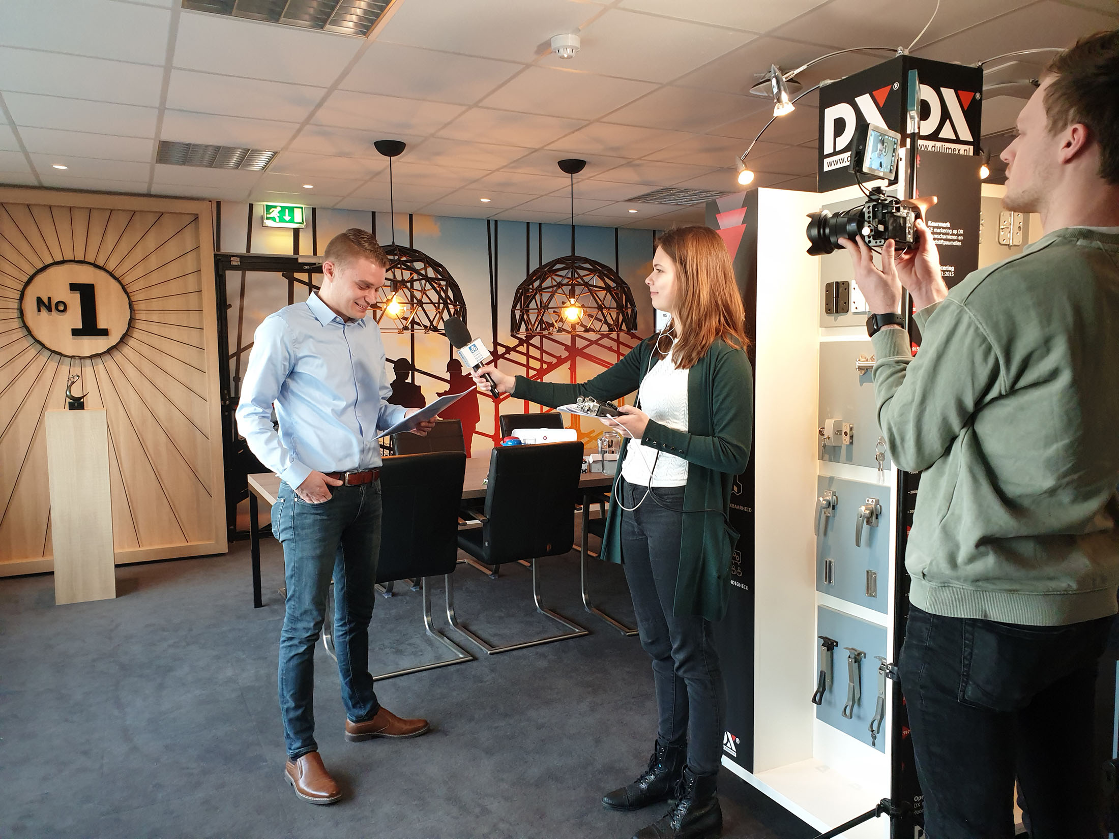 Dulimex showroom transformed into a film set!