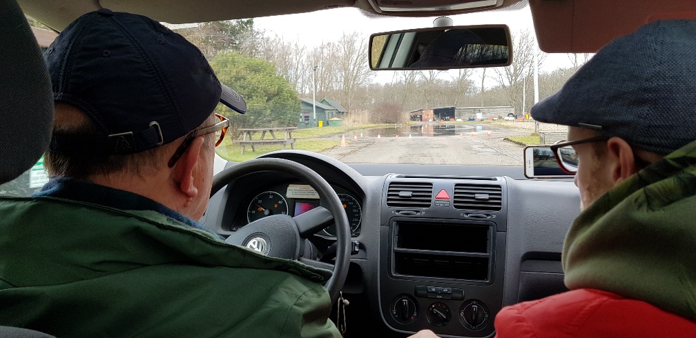 winnaar DX kennistest op slipbaan