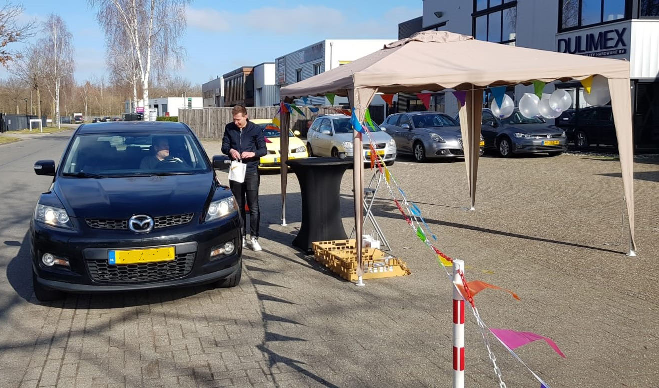 Luc Bosgoed: 12½ jaar in dienst bij Dulimex! Drive-thru viering