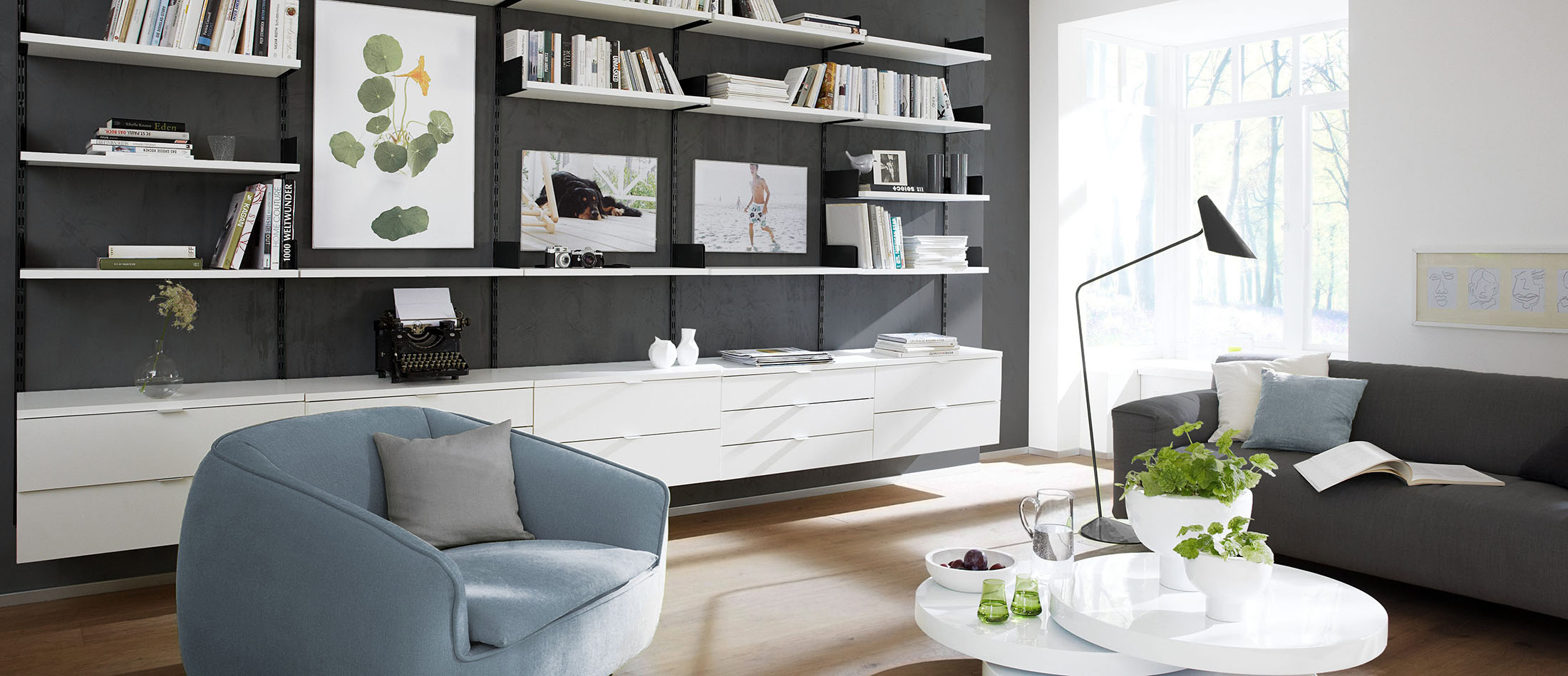 Zwart wandrailsysteem passend bij nieuwste woontrend